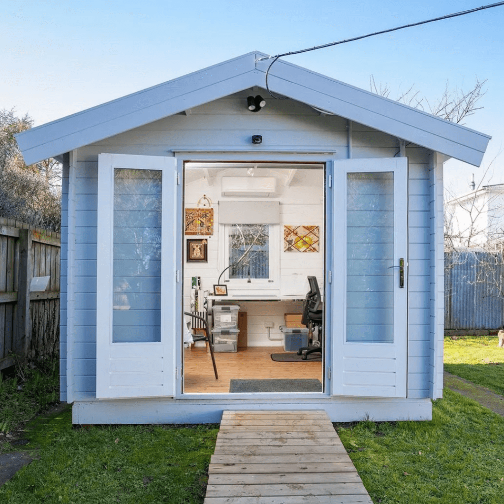 Star cabin as a sewing room