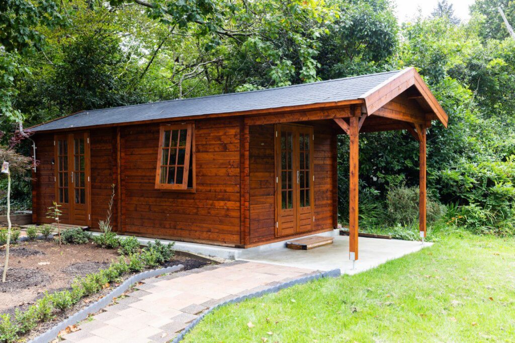 Star Deluxe Cabin with Canopy Kit