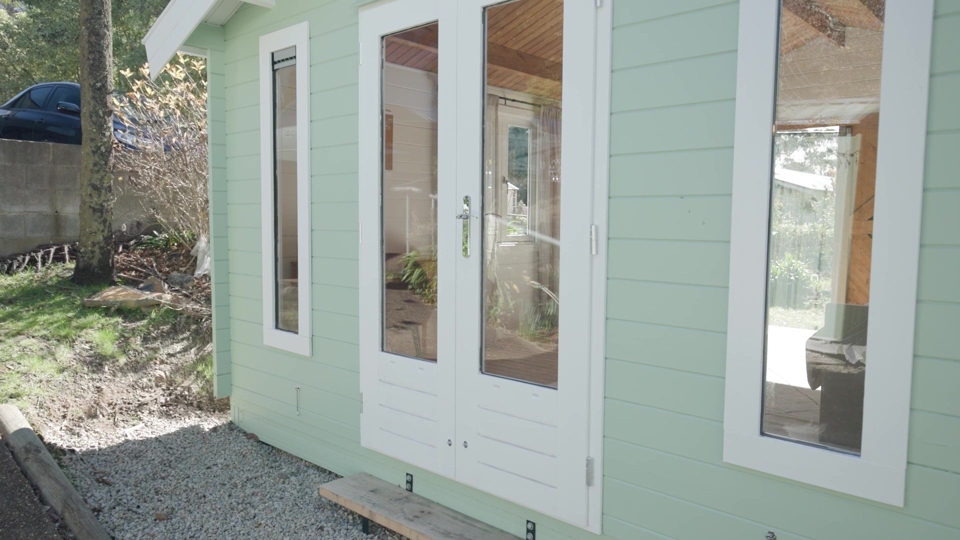 outside display tasman cabin close up on french doors