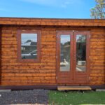 outside of skyline display cabin without lattice on windows and door
