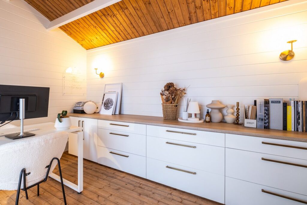 Jo & Co SheShed Ranch Cabin Home Office back wall